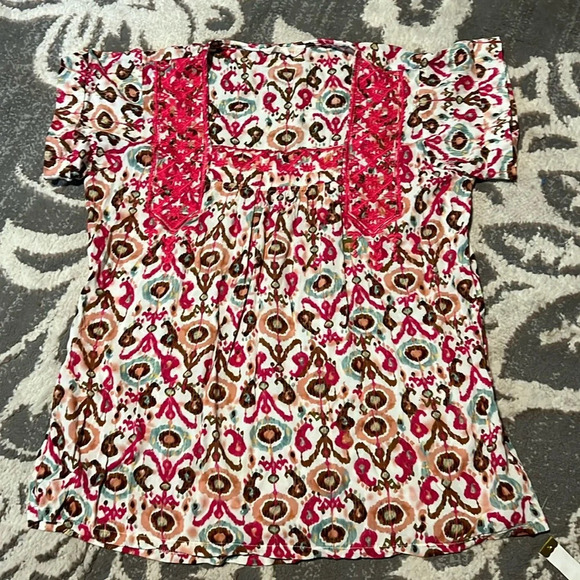 Solitaire medium top. Embroidery boho. Excellent condition. - Picture 1 of 4